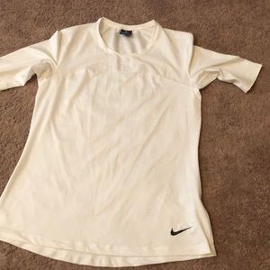NWOT Nike Hypercool Shirt